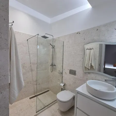 Apartment A&d Penthouse 3 Bedroom *