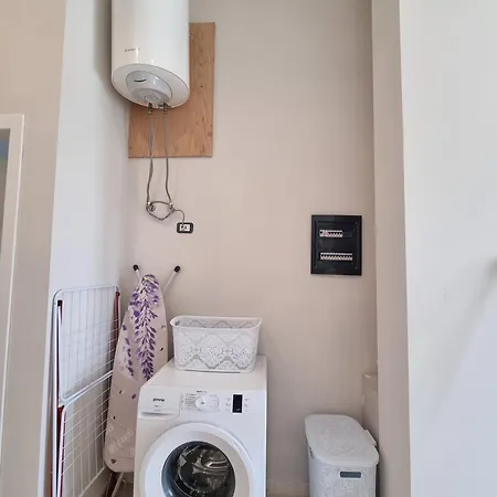 A&d Penthouse 3 Bedroom Apartment